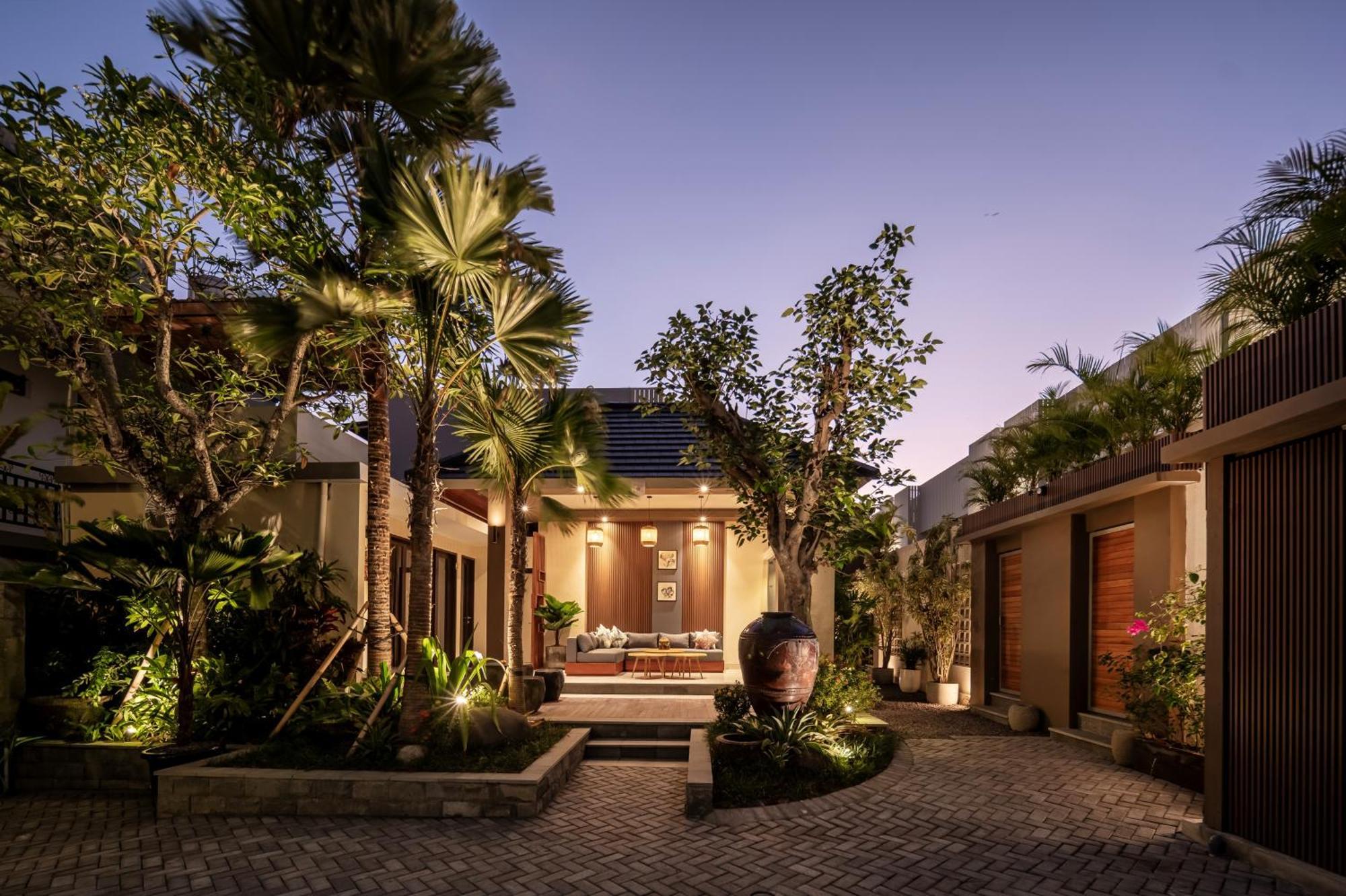 The New Moon Umalas Seminyak Buitenkant foto